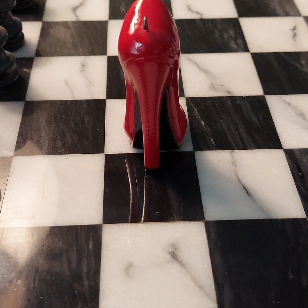 NWOT ATLANTA FALCONS STILETTO HIGH HEEL ORNAMENT Limited Edition 2010 RARE